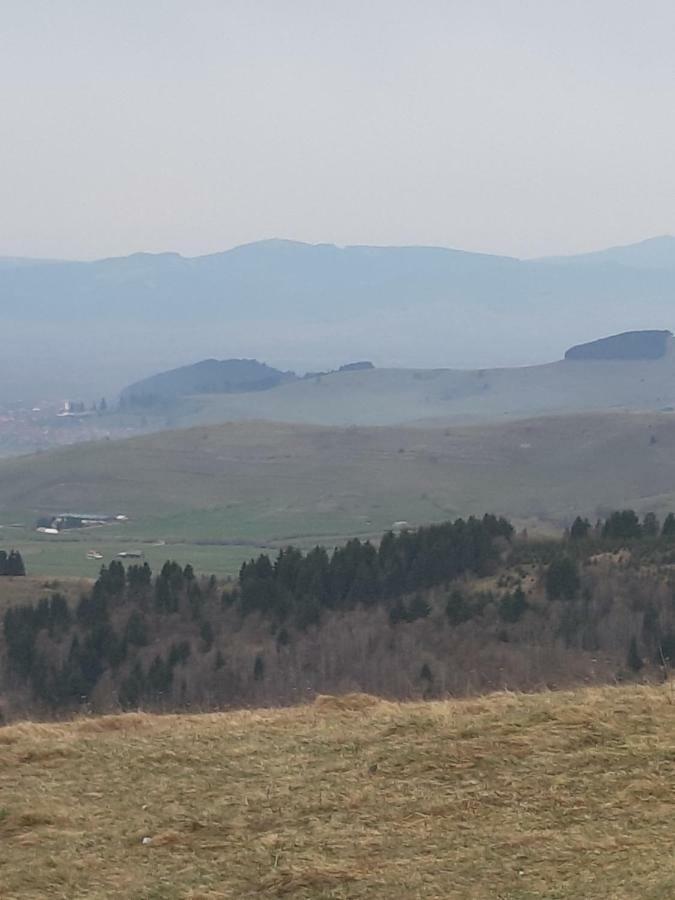 Becze Vanda Kulcsoshaz Lăzarea Buitenkant foto